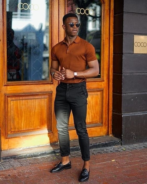 A chic polo shirt with a unique shade.