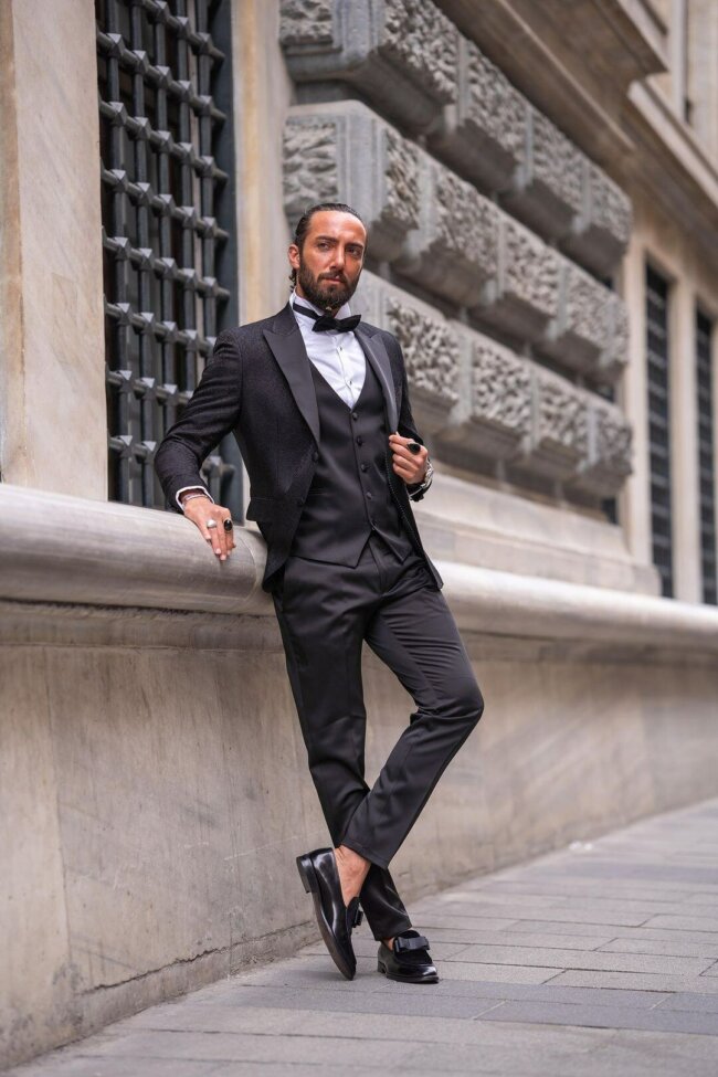 A modern look with a slim-fit tuxedo. 