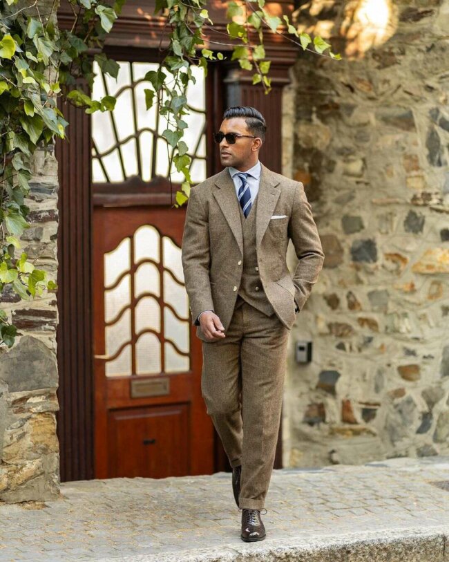 A classy look with a textured suit. 