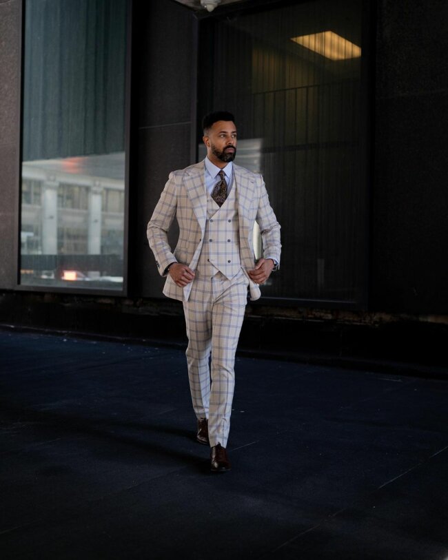 A chic windowpane suit for a stylish appearance.